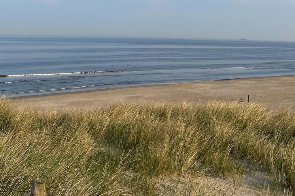 Strandhuisje Daan Dicht Bij Zee En Strand Callantsoog Exterior photo